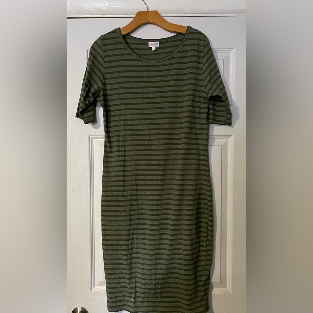LuLaRoe Green Stripe Julia Dress size Large